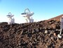 いくつもの天文台が並ぶ様はまるで映画のロケ地のよう