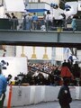 特設シートは厳重に警備されたコダックシアター前で