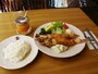 エビフライとライス