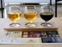 3種類の「一番搾り」の飲み比べも体験（2022年4月13日撮影）