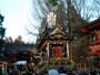 秩父夜祭（1）／秩父神社境内で披露される中近笠鉾
