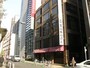 正午前後には行列ができる同店店頭