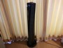 184-JP Tower Circulator。価格2万4675円。独立したリモコン、タイマー機能付き。使わない時にはサーキュレーターの上部に置けます。