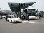 リナーテ空港のタクシーとシャトルバス乗り場