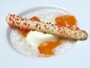 アーモンド“ブランマンジェ”生姜風味のアプリコットゼリー　メロンソースとラヴェンダーのカプチーノスタイル　1365円