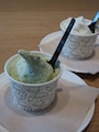 「farm-il-aid FOOD RELATION CAFE」のジェラート、「あおさ だだちゃ風味」と「おばこ梅酢」（各400円）
