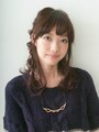 耳後ろがすっきりとしてバランスが良い