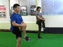 片脚立ちをすると、体のゆがみがよくわかります