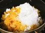 ゆず茶の作り方８砂糖とゆずを交互に入れる