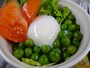 グリーンピースの温玉のせサラダ　