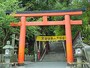 厄除けや縁結びで知られる吉田神社の境内で結ばれるお茶との縁