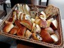 けやき坂ベーカリー パンのバスケット