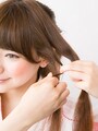 もみあげから耳裏までの髪の毛で作る