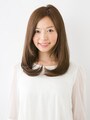 胸上のロングヘア