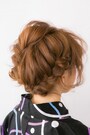 おくれ毛もイイ感じ！