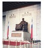 「中正紀念堂」の蒋介石像