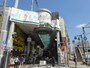 けっこう歩きがいのある商店街だ