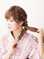 逆サイドの毛束に巻きつける