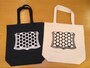オリジナルトートバッグも販売