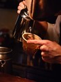 「お湯の1滴1滴のお湯がどういうふうに沁みこんでいくか。泡だちかた、つながりかた、膨らみかたなど、豆の感じを見つつ、次はどこにお湯を垂らせばいいのかと考えています」