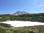 姿見駅の前から望む旭岳