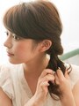 毛先まで三つ編みにする