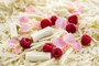 White chocolate / Raspberry / Roses.