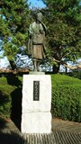 札場河岸公園に立つ松尾芭蕉像