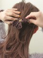 アメピンを隠すように留めると良い
