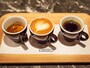 同じコーヒー豆の飲み比べ、3 peaks (600円)