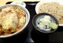 カツ丼もお蕎麦もおいしいと遠藤さん
