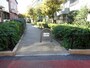 車止めには橋の名前がある