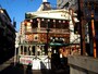夜は居酒屋、昼はランチもやっている