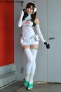鴻上聖奈／レーシングミクサポーターズ