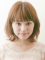 ミディアムボブのパーマスタイル