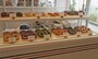 常時12種類が店頭にならぶ