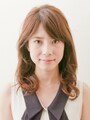 セミロングパーマスタイル
