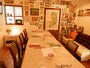 アートに彩られた店内