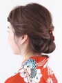 コテが苦手な人は、毛先にパーマをかけるのも◎