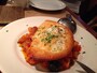 焼いたカチョカヴァッロをカポナータにのせて。