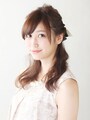 清楚系ハーフアップアレンジ・ロングヘア