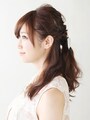 清楚系ハーフアップアレンジ・サイド