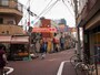 約550ｍの商店街に約50店舗がある