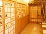 玄関に至る通路から「将棋」を感じさせる
