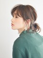 ボブヘアで簡単ひとつ結びアレンジ