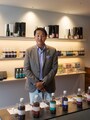 1杯1500円クラスの贅沢なグランクリュの印象が強いミカフェートですが、中低地のコーヒー農園からも豆を厳選し、企業のカフェテリアで100円のコーヒーを提供したりと、各クラスごとのコーヒーに取り組んでいるのです。
