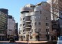 設計したのは早稲田大学OBの建築家、梵 寿綱（ぼん じゅこう）氏
