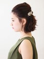 ミディアムヘア・抜け感たっぷりの上級ハーフアップ
