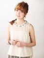 ガーリーな白のセットアップ