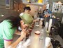 サマーブレンドはCafeSnapプロデューサーとTRUNK COFFEEのおふたりが、 全ての豆をカッピングし、ベースとなる豆を決めるところからスタート